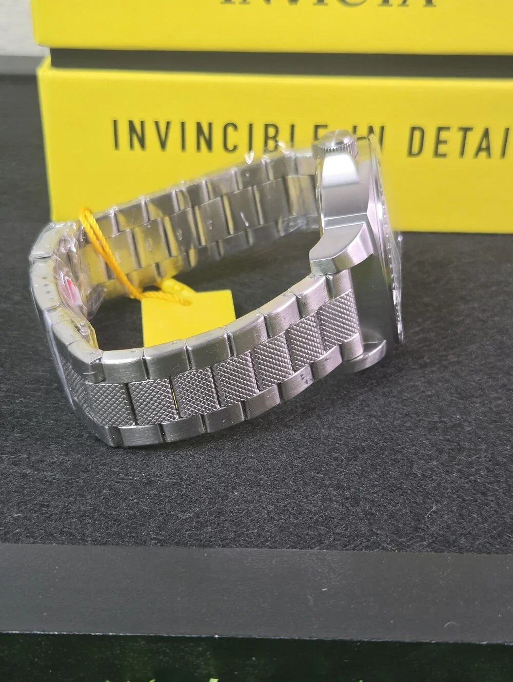Invicta Speedway 49100 Men’s 46mm Green Dial Steel Quartz Watch 50M